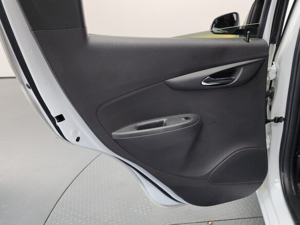 2022 Chevrolet Spark IV Рестайлинг, белый, 1347007 рублей - вид 12