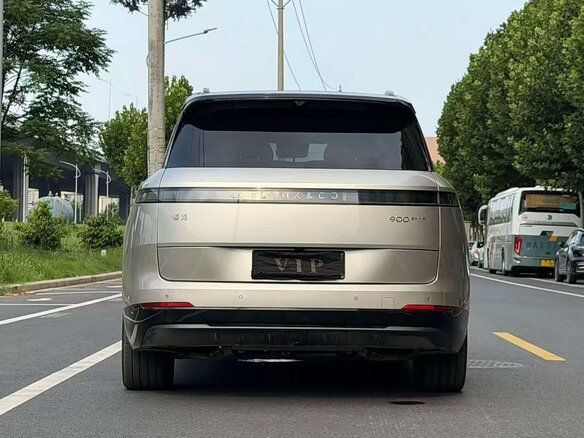 2025 Lynk & Co 900, серый, 6515000 рублей - вид 4