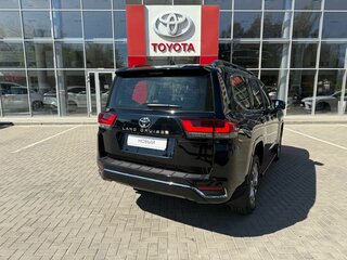 2026 Toyota Land Cruiser 300 Series, чёрный, 15400000 рублей, вид 5