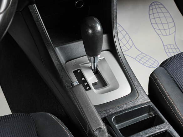 2013 Subaru XV I, красный - вид 14