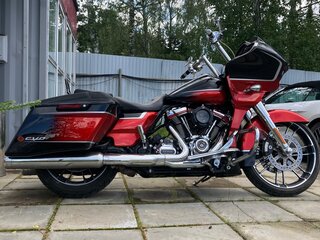2021 Harley-Davidson CVO Road Glide, красный, 2550000 рублей, вид 2