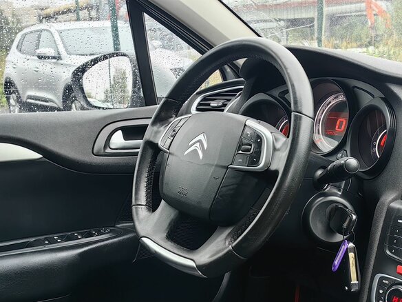 2013 Citroen C4 II, серебристый - вид 11