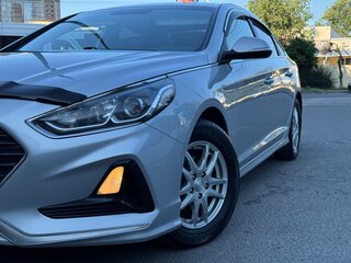2018 Hyundai Sonata VII (LF) Рестайлинг, серебристый, 1515000 рублей, вид 1