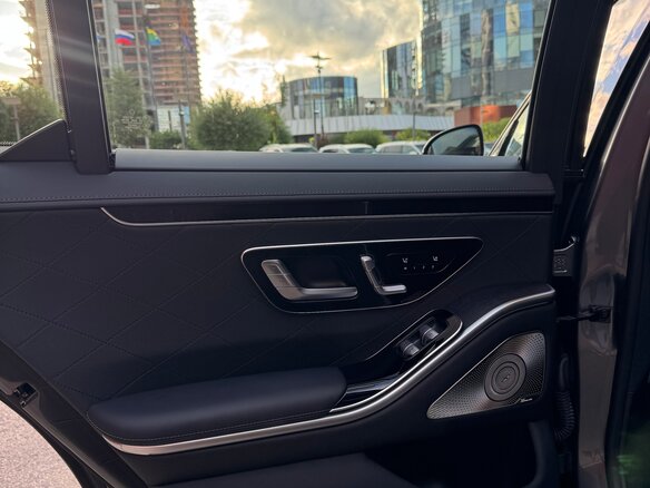 2020 Mercedes-Benz S-Класс 400 d 4MATIC VII (W223), серый, 9800000 рублей - вид 10