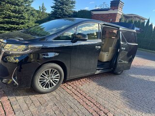 2021 Toyota Alphard III Рестайлинг, чёрный, 7000000 рублей, вид 4
