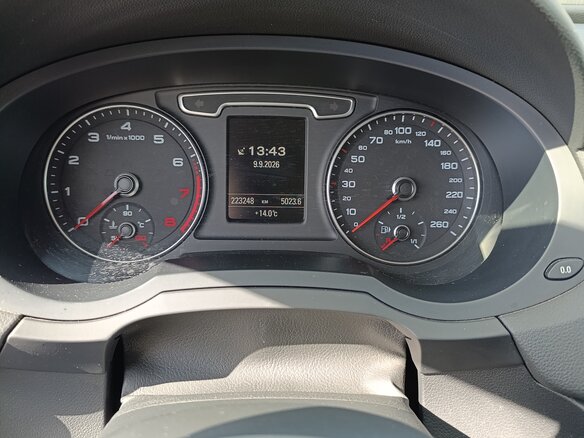 2012 Audi Q3 I (8U), серый, 1349000 рублей - вид 6