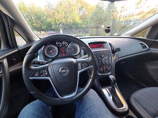 2013 Opel Astra J Рестайлинг, серый, 810000 рублей, вид 2