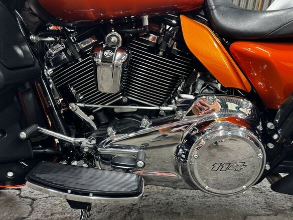 2018 Harley-Davidson Electra Glide, оранжевый, 1880000 рублей - вид 29