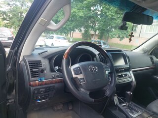 2008 Toyota Land Cruiser 200 Series, чёрный, 2000000 рублей, вид 4