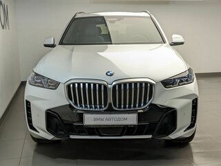 2025 BMW X5 40i IV (G05/G18) Рестайлинг, белый, 15350000 рублей, вид 4