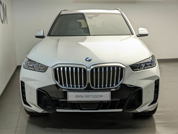 2025 BMW X5 40i IV (G05/G18) Рестайлинг, белый, 15350000 рублей - вид 3