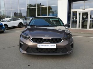 2019 Kia Ceed III, коричневый, 1683000 рублей, вид 3