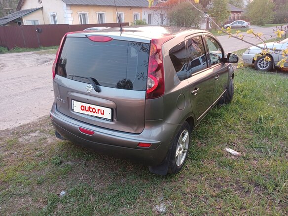 2013 Nissan Note I Рестайлинг, серый, 600000 рублей - вид 6