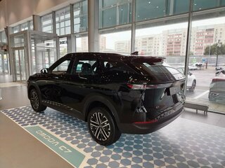 2026 Omoda C7, чёрный, 3499000 рублей, вид 5