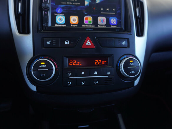 2011 Kia Ceed I Рестайлинг, красный - вид 14