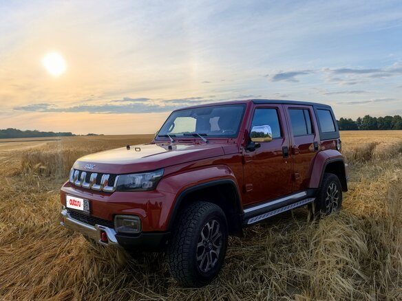 2023 BAIC BJ40 I Рестайлинг, красный, 3100000 рублей