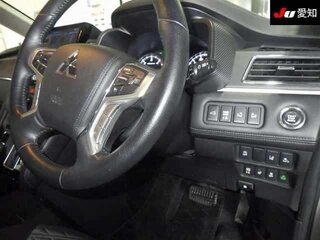 2023 Mitsubishi Delica D:5 I Рестайлинг, белый, 2780000 рублей, вид 5