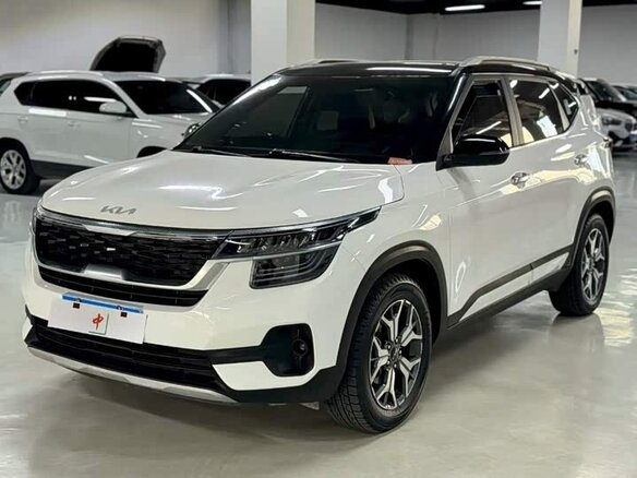 2022 Kia KX3, белый, 1450000 рублей