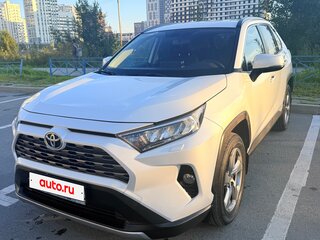 2020 Toyota RAV4 V (XA50), белый, 3200000 рублей, вид 3