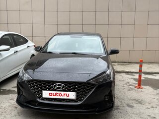 2021 Hyundai Solaris II Рестайлинг, чёрный, 1600000 рублей, вид 3