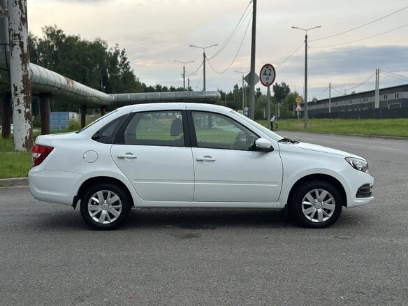 2023 Lada (ВАЗ) Granta I Рестайлинг, белый - вид 8