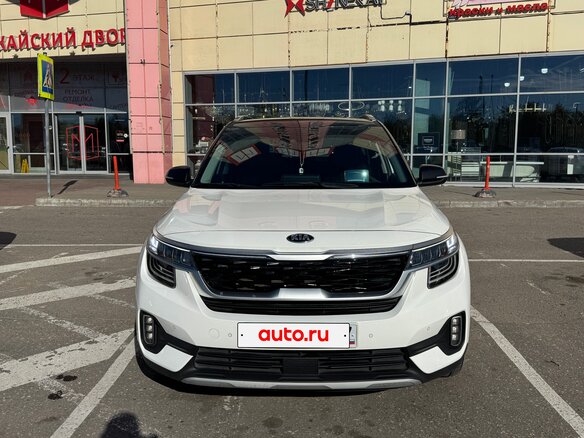 2021 Kia Seltos I, белый, 2250000 рублей - вид 2