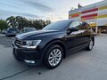 2017 Volkswagen Tiguan II, чёрный, 1900000 рублей - вид 3