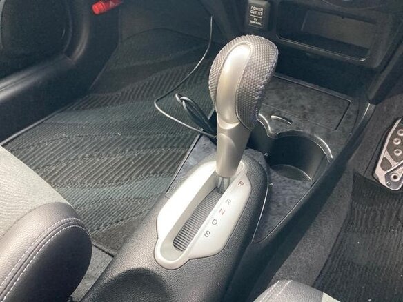 2014 Honda Insight II Рестайлинг, чёрный, 741000 рублей - вид 16
