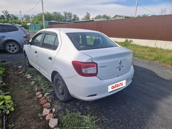 2018 Renault Logan II, белый, 400000 рублей - вид 4