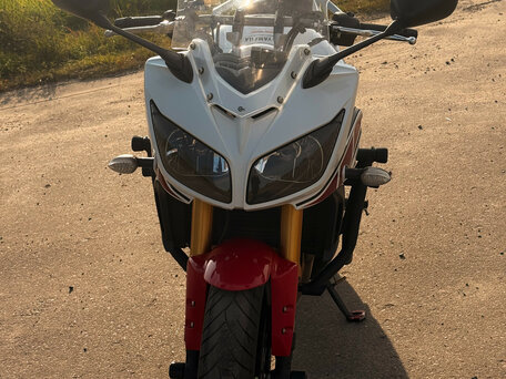 2007 Yamaha FZ1, белый, 650000 рублей, вид 3