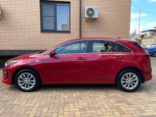 2018 Kia Ceed III, красный, 1950000 рублей, вид 2