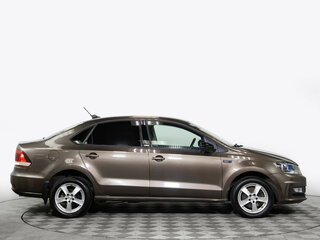 2017 Volkswagen Polo V Рестайлинг, коричневый, 888000 рублей, вид 3
