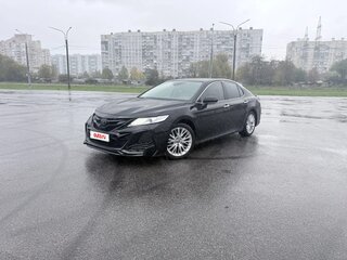 2020 Toyota Camry VIII (XV70), чёрный, 3750000 рублей, вид 1