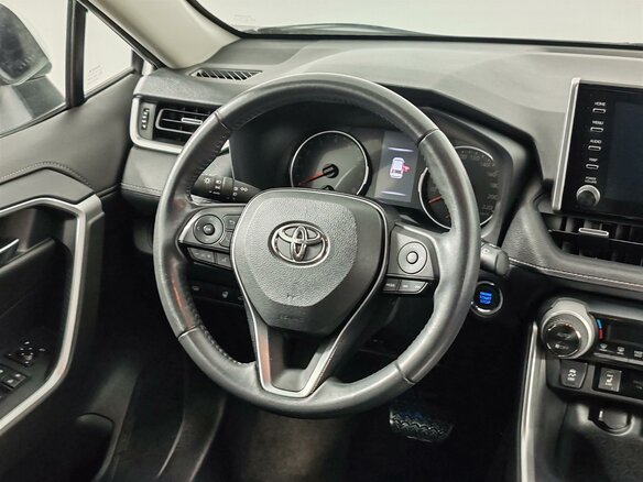 2021 Toyota RAV4 V (XA50), белый, 2739000 рублей - вид 19
