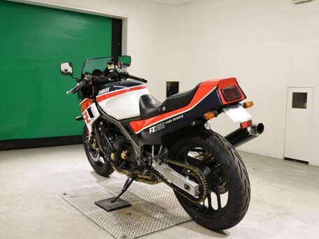 1986 Yamaha FZ750, чёрный, 474000 рублей, вид 5