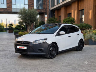 2011 Ford Focus III, белый, 550000 рублей, вид 1