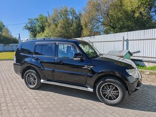 2011 Mitsubishi Pajero IV Рестайлинг 1, чёрный, 1690000 рублей, вид 4