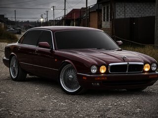 1997 Jaguar XJ Classic Sovereign II (X300), красный, 1750000 рублей, вид 1