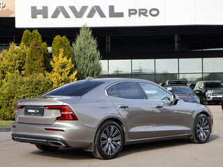 2019 Volvo S60 III, серый, 3368000 рублей, вид 4