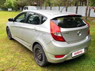 2014 Hyundai Solaris I, серебристый, 620000 рублей, вид 5