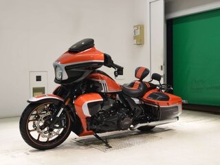 2024 Harley-Davidson CVO Street Glide, оранжевый, 4430000 рублей, вид 4