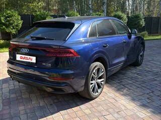 2019 Audi Q8 55 TFSI I (4M), синий, 4270000 рублей, вид 5