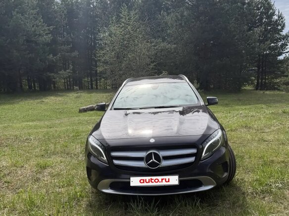 2015 Mercedes-Benz GLA 250 I (X156), фиолетовый, 2100000 рублей - вид 1