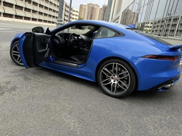 2018 Jaguar F-Type R I Рестайлинг, голубой, 7000000 рублей - вид 3