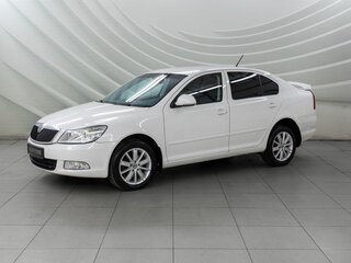 2012 Skoda Octavia II (A5) Рестайлинг, белый, 933000 рублей, вид 3