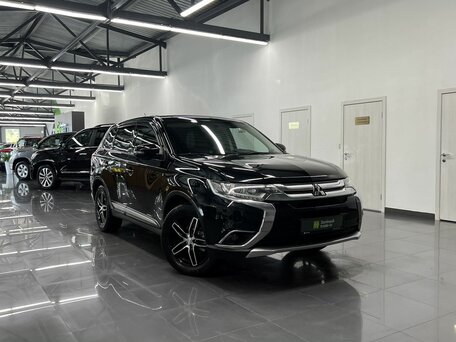 2016 Mitsubishi Outlander III Рестайлинг 2, чёрный, 1445000 рублей, вид 5