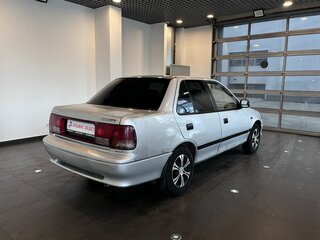 2002 Suzuki Swift II Рестайлинг, серебристый, 70000 рублей, вид 3