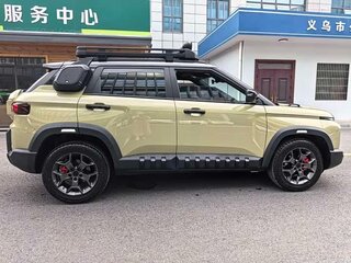 2024 Geely Cowboy, бежевый, 2661215 рублей, вид 4