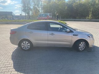 2014 Kia Rio 6-speed III, бежевый, 758000 рублей, вид 3