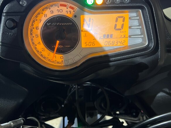 2013 Suzuki V-Strom DL 650, белый, 610000 рублей - вид 13